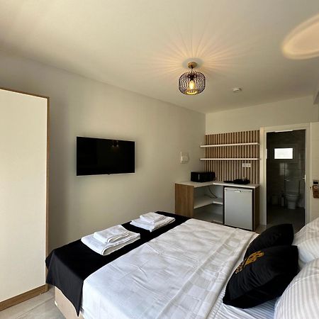Famagustian Guest Rooms Famagusta  Esterno foto
